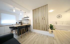 Sens Apartments